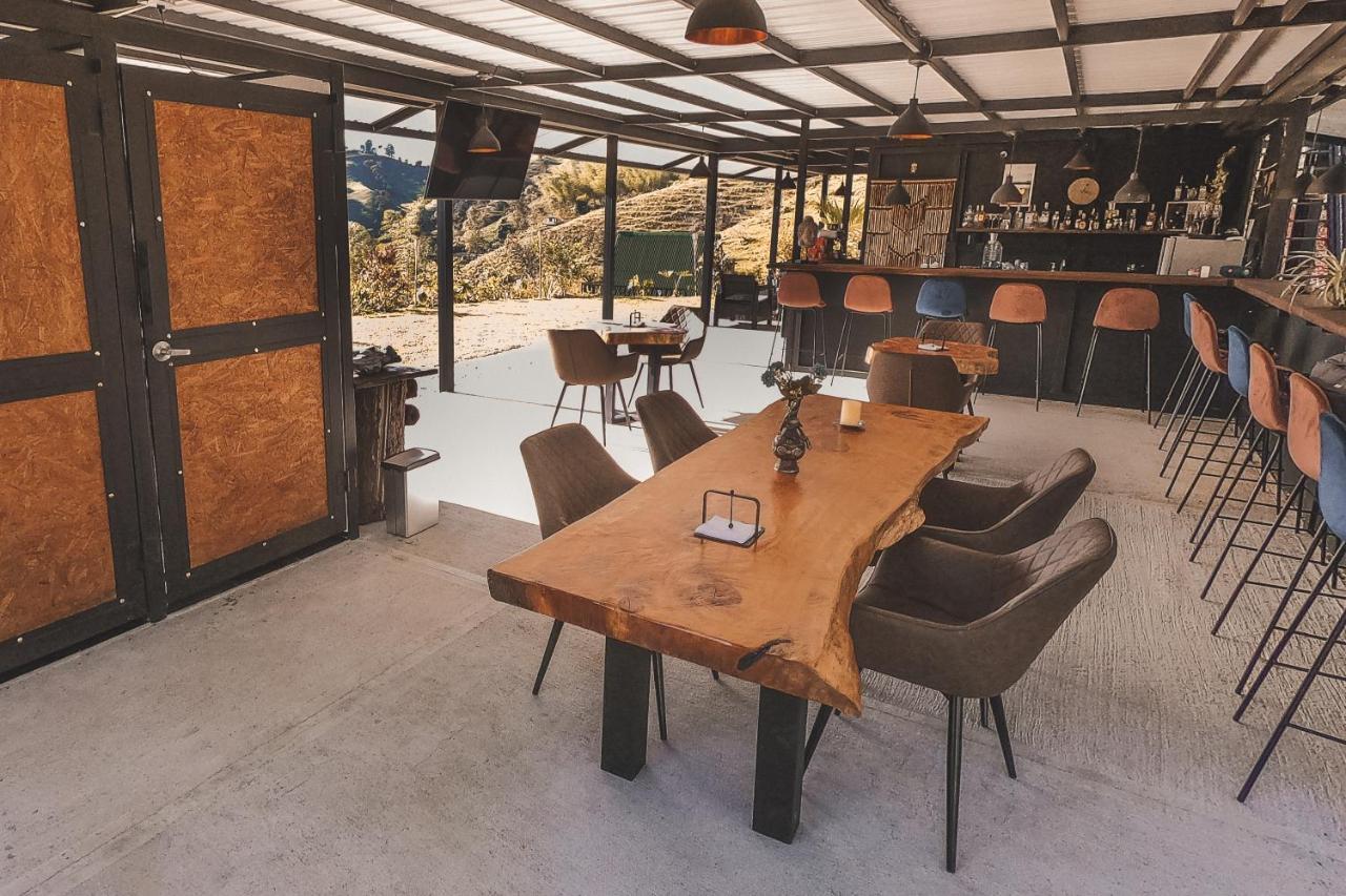 Cardinal Glamping Hotel Guatape Exterior photo