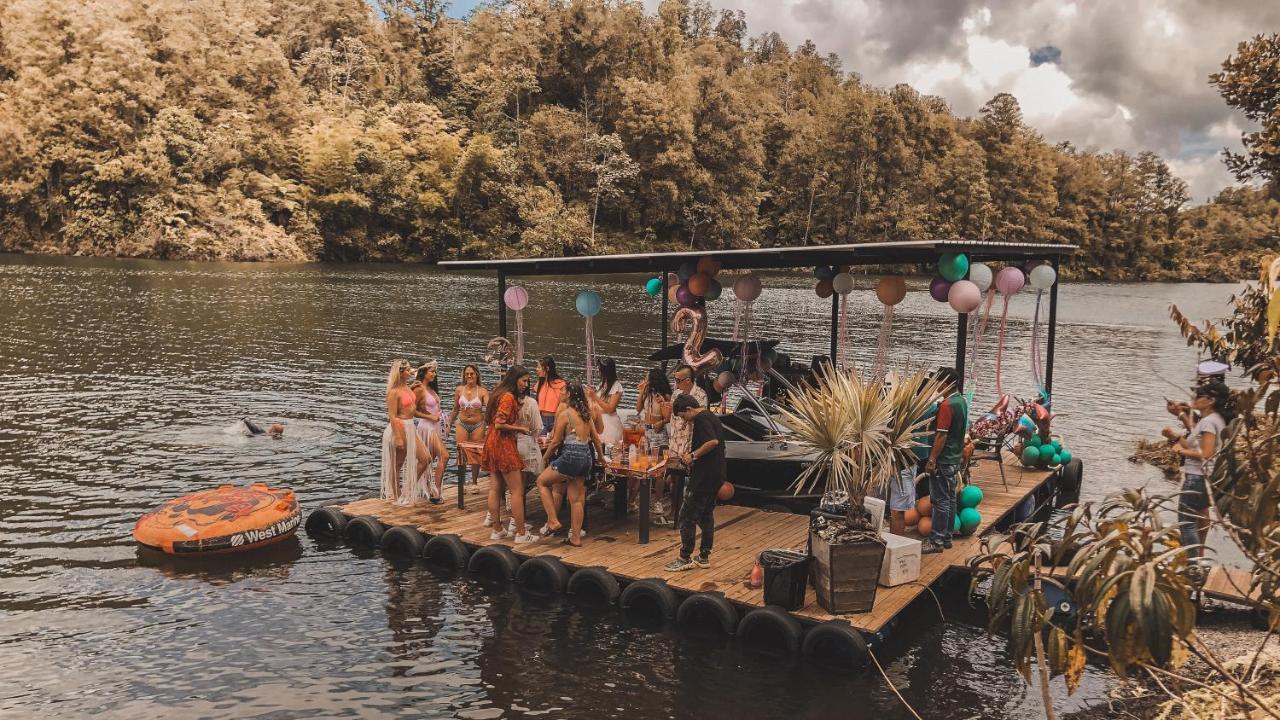 Cardinal Glamping Hotel Guatape Exterior photo