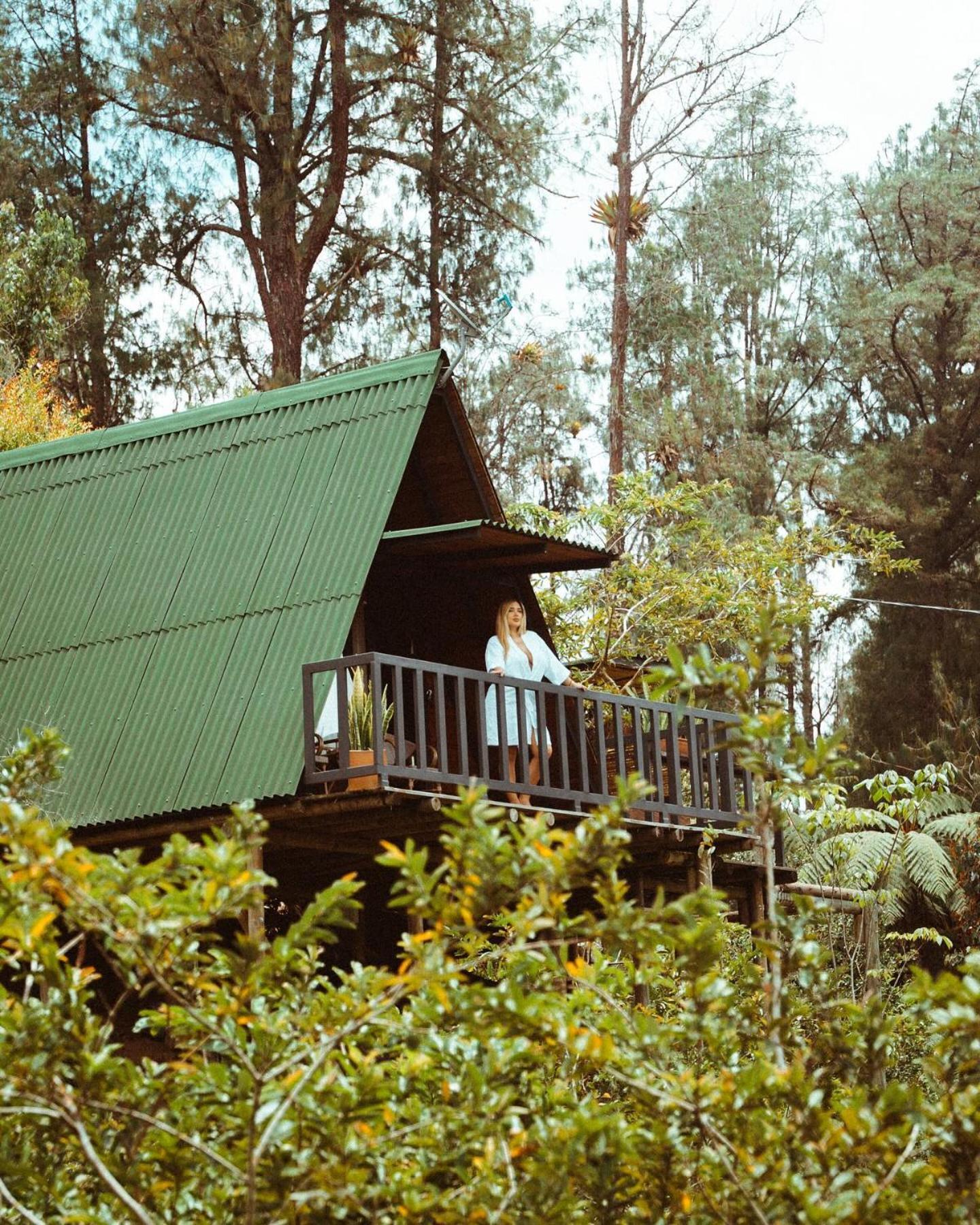 Cardinal Glamping Hotel Guatape Exterior photo